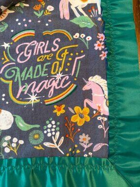 Handmade Baby Girl Silk Trimmed Blanket Unicorns & Daisy Design